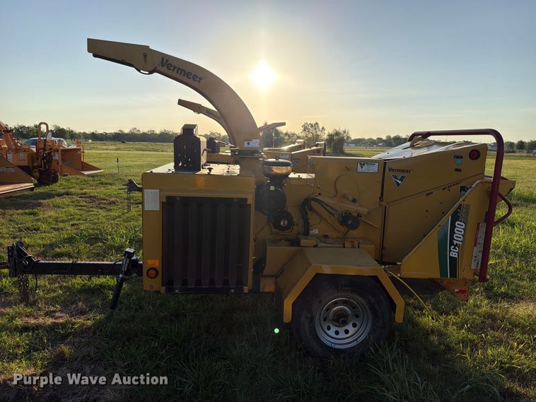 image for item FK5132 2019 Vermeer BC1000XL wood chipper
