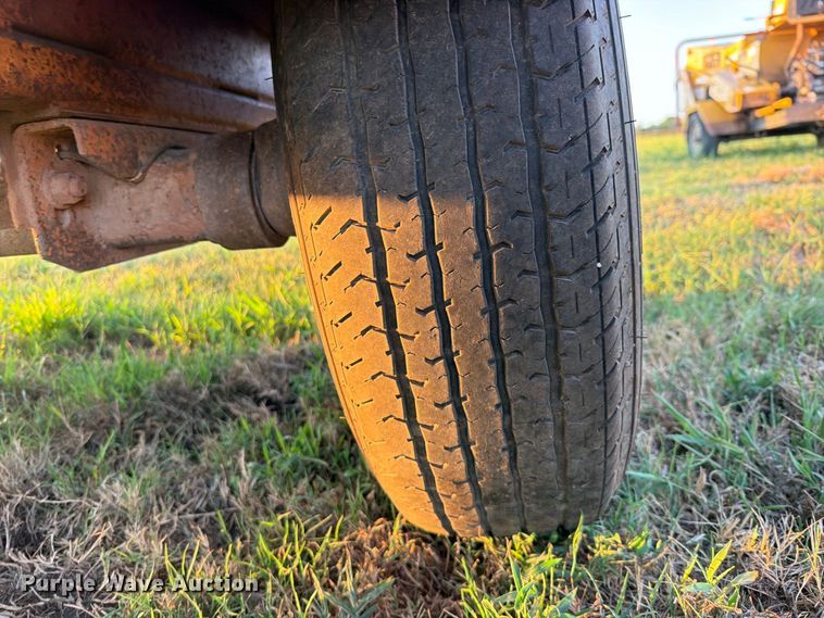 image for item FK5133 2015 Bandit 990 Wood Chipper
