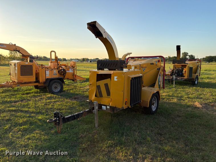 2020 Vermeer BC1000 wood chipper