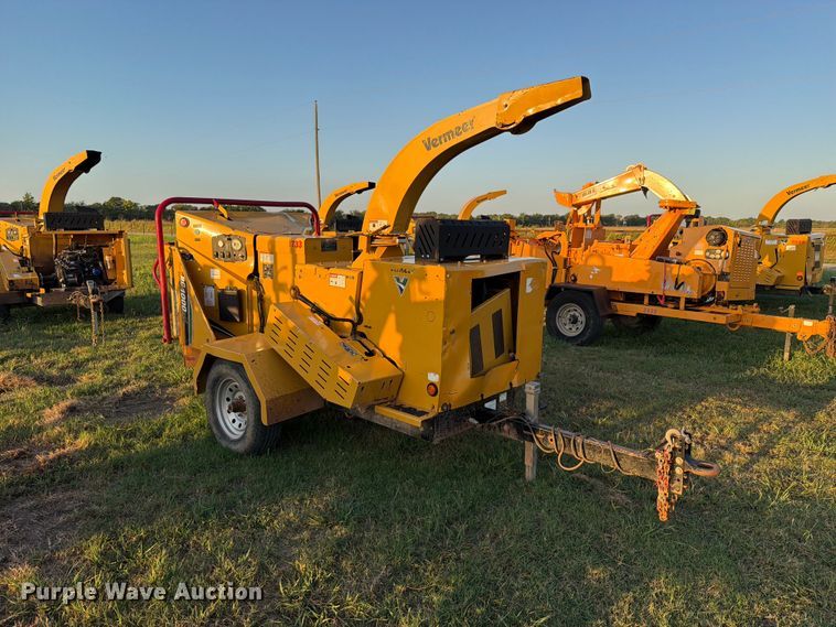 image for item FK5134 2020 Vermeer BC1000 wood chipper