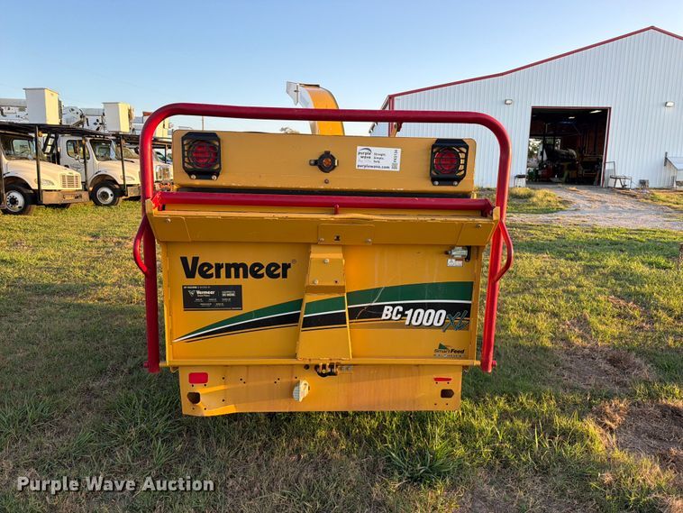 image for item FK5134 2020 Vermeer BC1000 wood chipper