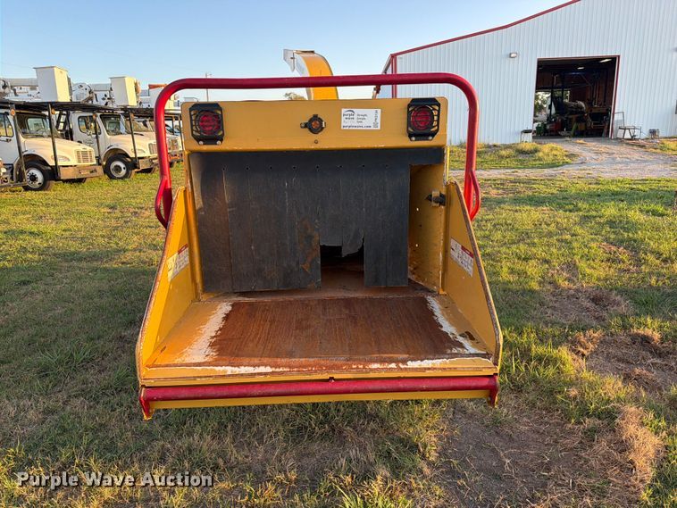 image for item FK5134 2020 Vermeer BC1000 wood chipper