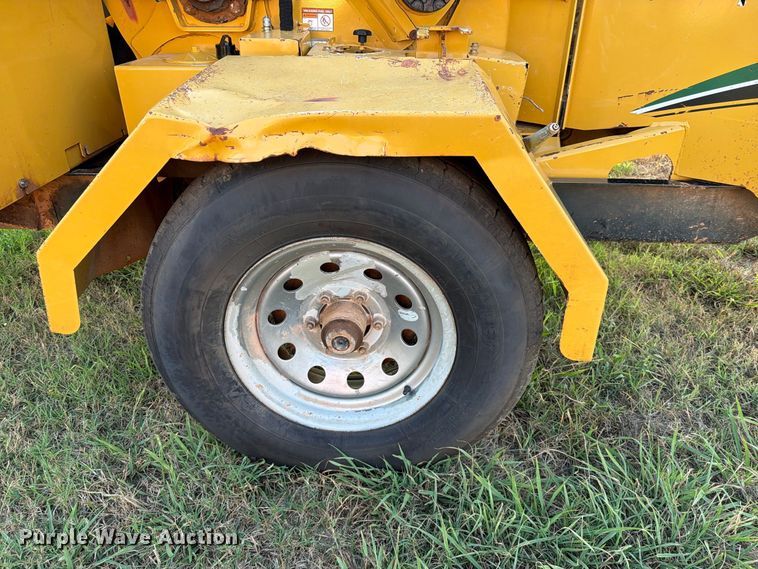 image for item FK5134 2020 Vermeer BC1000 wood chipper