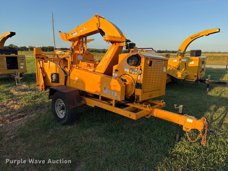 image for item FK5135 2015 Bandit 990 wood chipper