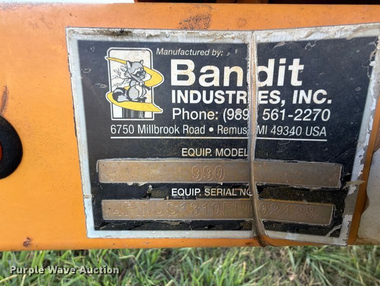 image for item FK5135 2015 Bandit 990 wood chipper