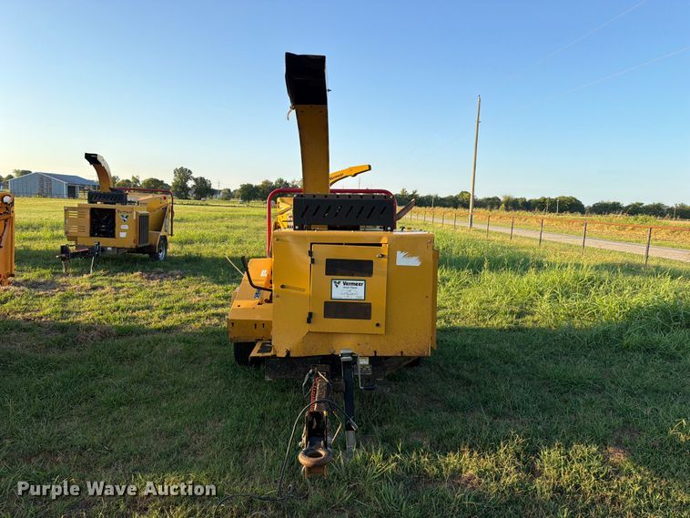 image for item FK5136 2020 Vermeer Bc100XL wood chipper