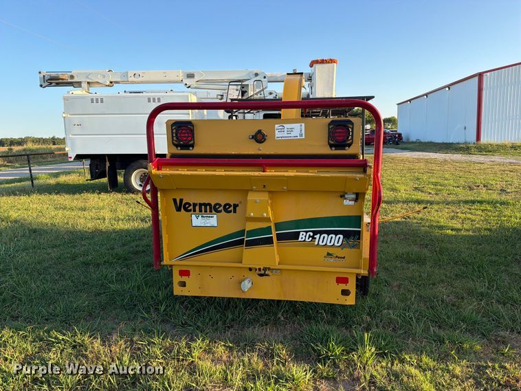 image for item FK5136 2020 Vermeer Bc100XL wood chipper