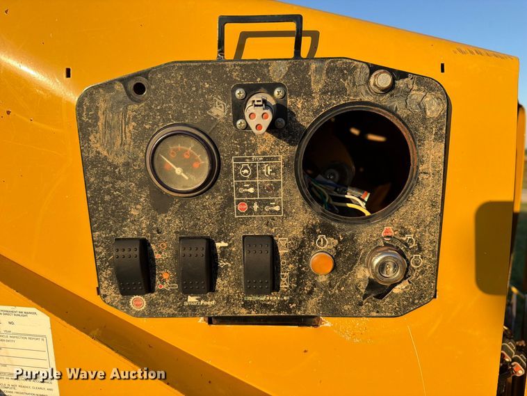 image for item FK5136 2020 Vermeer Bc100XL wood chipper
