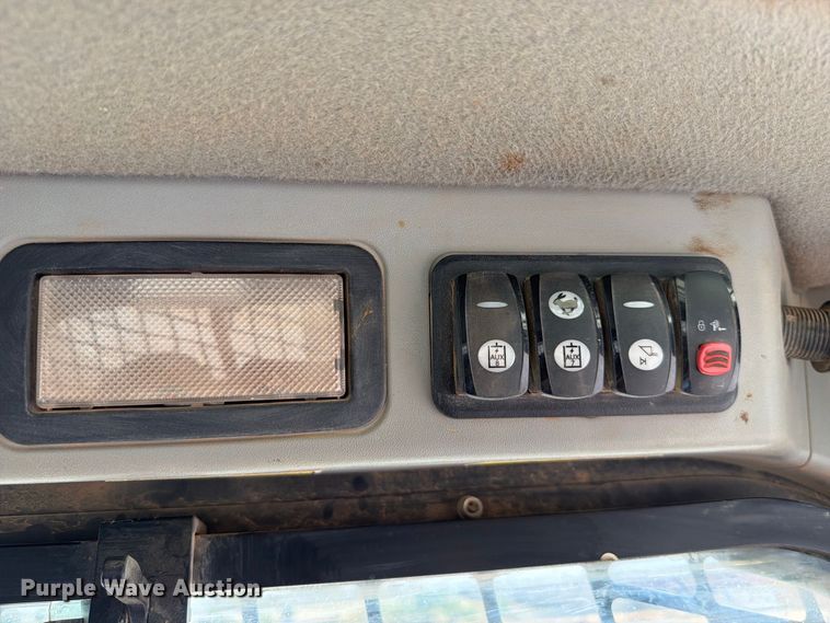 image for item FK5138 2019 Caterpillar 259D tracked skid steer loader