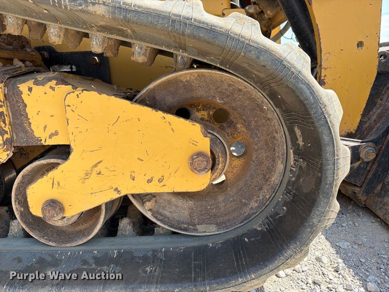 image for item FK5138 2019 Caterpillar 259D tracked skid steer loader
