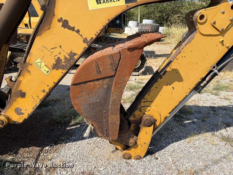image for item FK5142 2014 Caterpillar 420F backhoe