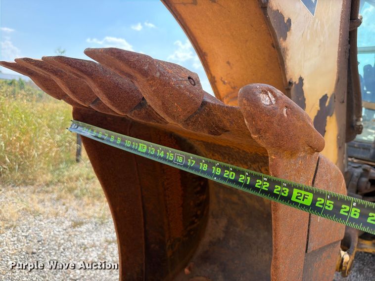 image for item FK5142 2014 Caterpillar 420F backhoe