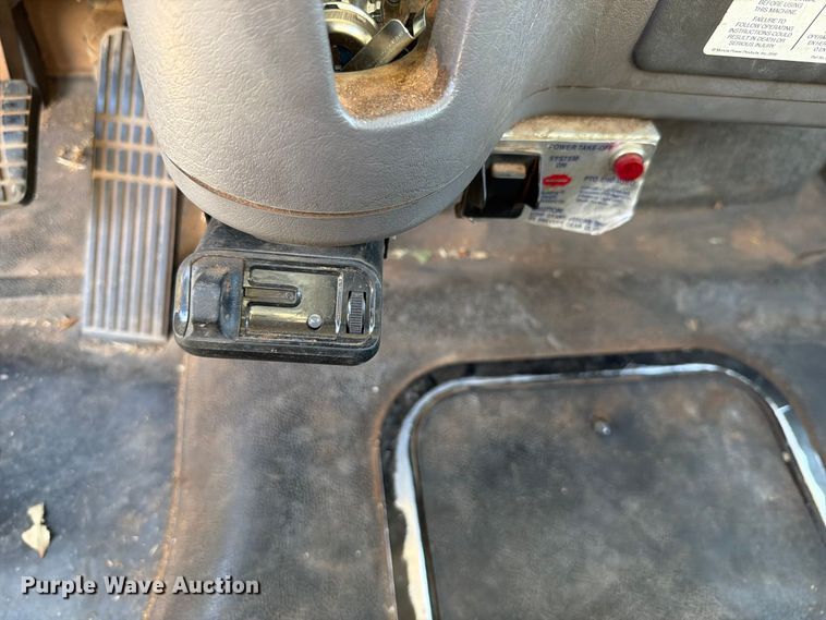 image for item FK5147 2011 Freightliner Business Class M2 forestry bucket truck