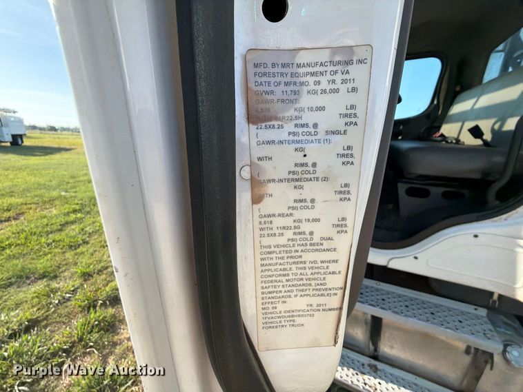 image for item FK5147 2011 Freightliner Business Class M2 forestry bucket truck