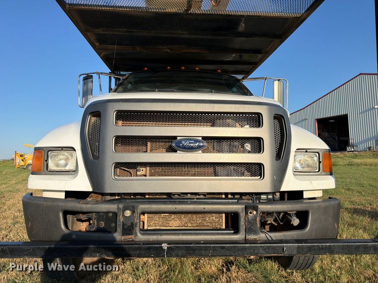image for item FK5148 2015 Ford F750 forestry bucket truck