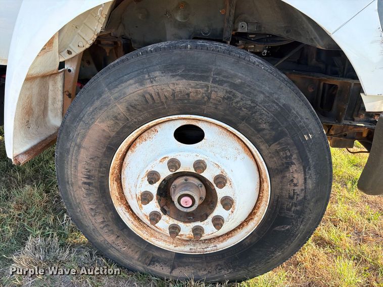 image for item FK5148 2015 Ford F750 forestry bucket truck