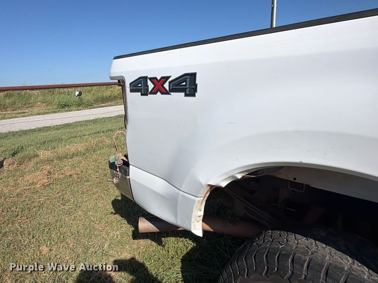 image for item FK5161 2019 Ford F250 Super Duty Ext. Cab pickup truck