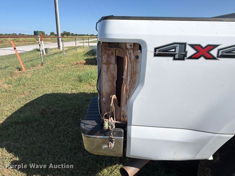 image for item FK5161 2019 Ford F250 Super Duty Ext. Cab pickup truck