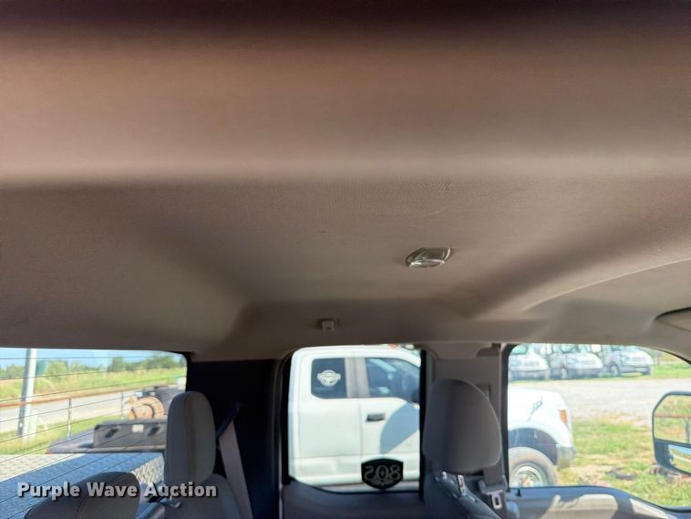 image for item FK5161 2019 Ford F250 Super Duty Ext. Cab pickup truck