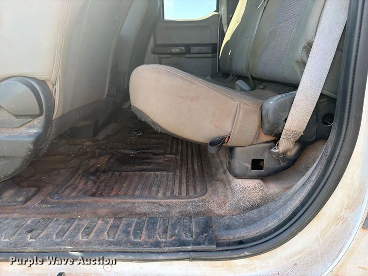 image for item FK5161 2019 Ford F250 Super Duty Ext. Cab pickup truck