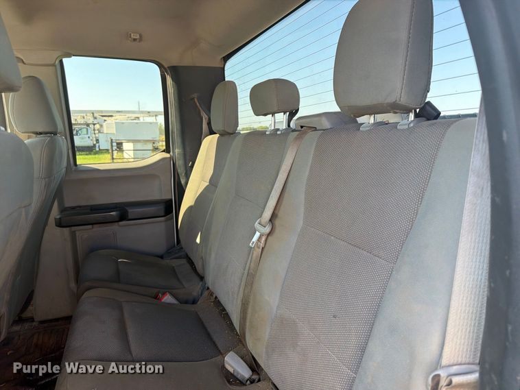 image for item FK5161 2019 Ford F250 Super Duty Ext. Cab pickup truck