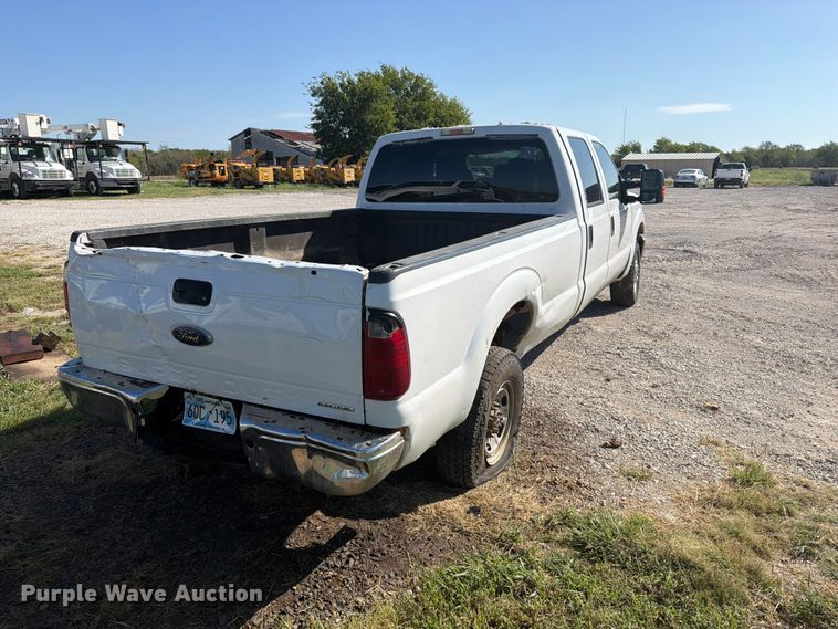 image for item FK5162 2015 Ford F250 Super Duty Crew Cab pickup truck