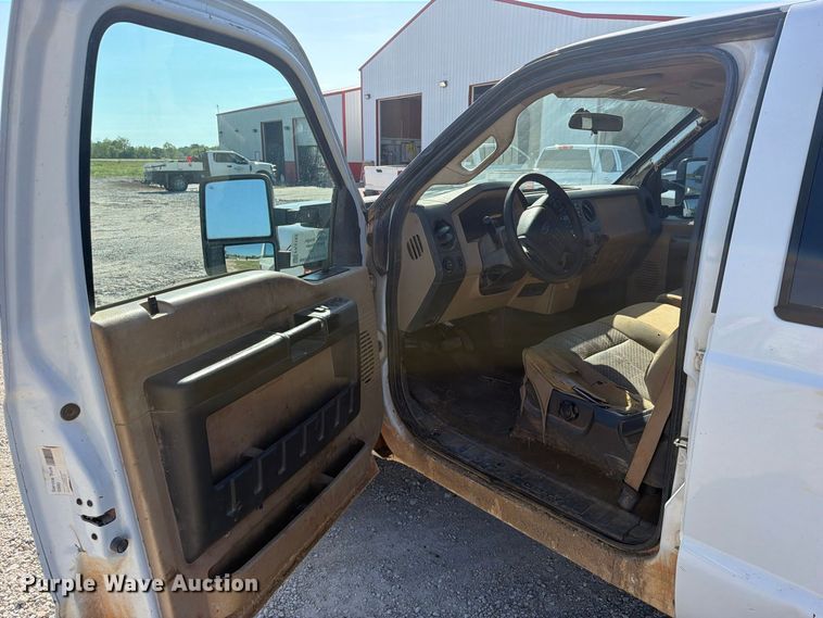 image for item FK5162 2015 Ford F250 Super Duty Crew Cab pickup truck