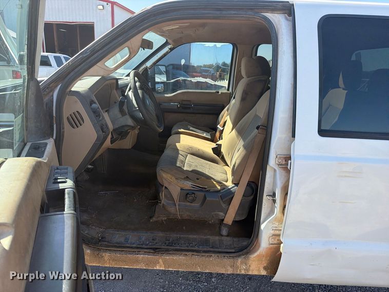 image for item FK5162 2015 Ford F250 Super Duty Crew Cab pickup truck