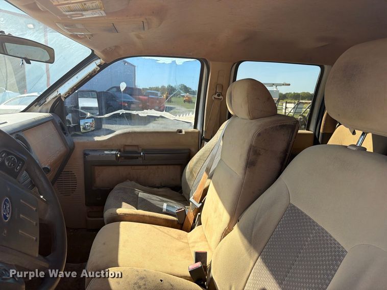 image for item FK5162 2015 Ford F250 Super Duty Crew Cab pickup truck