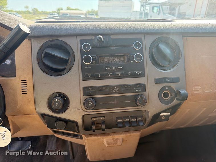 image for item FK5162 2015 Ford F250 Super Duty Crew Cab pickup truck