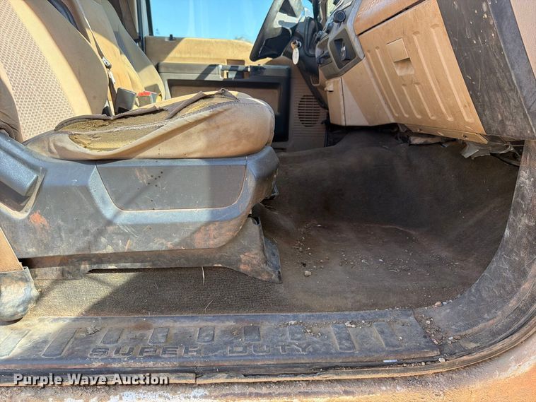 image for item FK5162 2015 Ford F250 Super Duty Crew Cab pickup truck