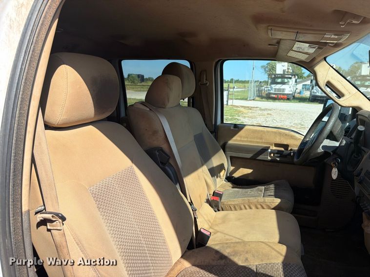 image for item FK5162 2015 Ford F250 Super Duty Crew Cab pickup truck