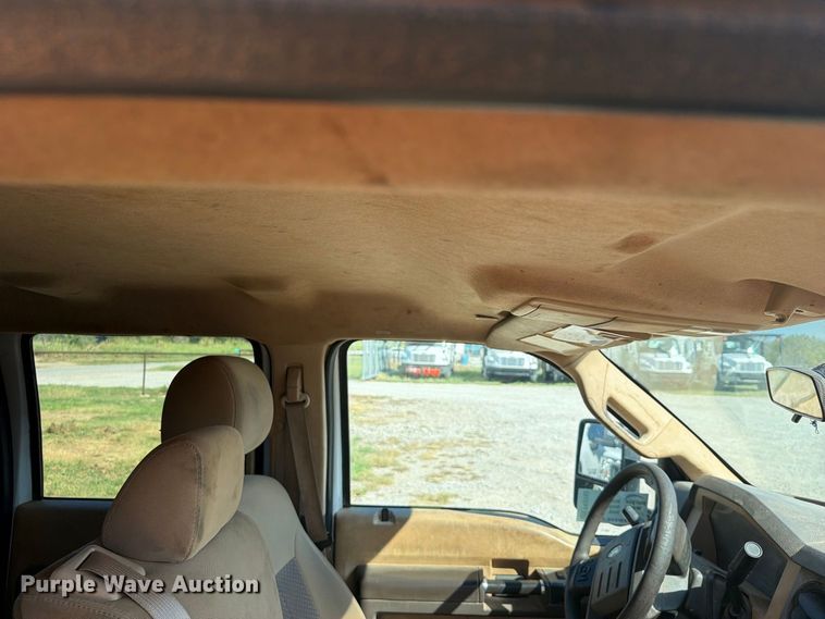 image for item FK5162 2015 Ford F250 Super Duty Crew Cab pickup truck