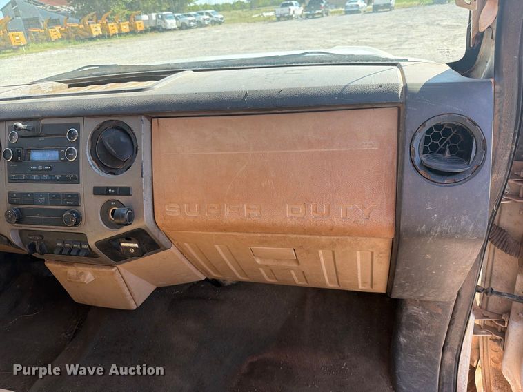 image for item FK5162 2015 Ford F250 Super Duty Crew Cab pickup truck