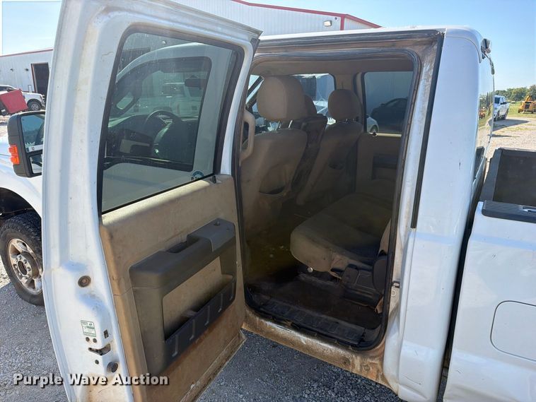 image for item FK5162 2015 Ford F250 Super Duty Crew Cab pickup truck
