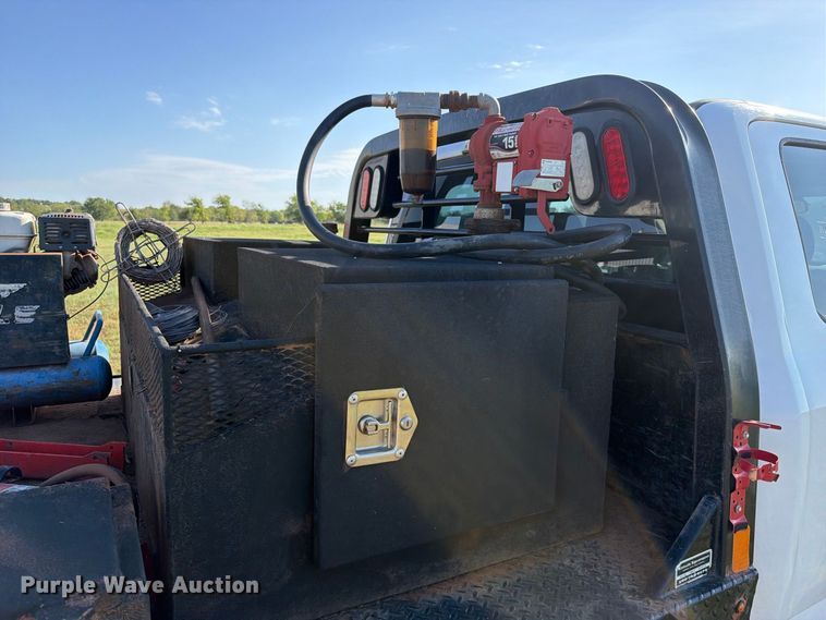 image for item FK5163 2018 Ford F250 Super Duty flatbed pickup truck