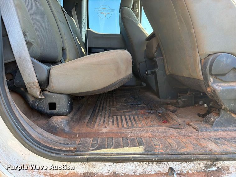 image for item FK5163 2018 Ford F250 Super Duty flatbed pickup truck