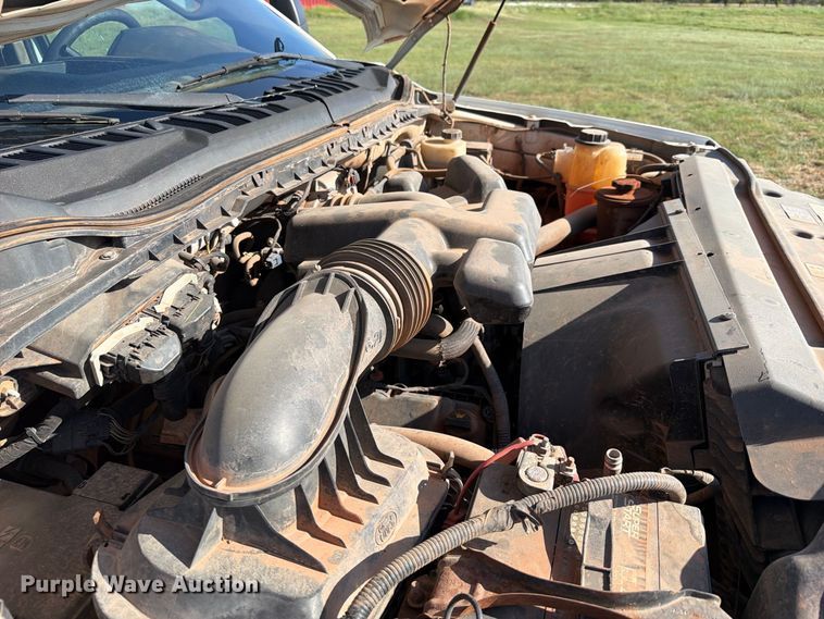 image for item FK5163 2018 Ford F250 Super Duty flatbed pickup truck