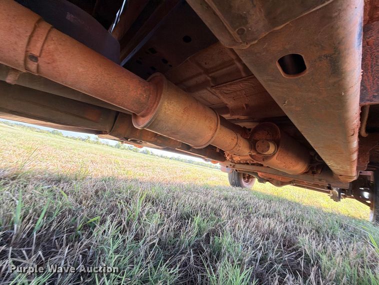 image for item FK5163 2018 Ford F250 Super Duty flatbed pickup truck