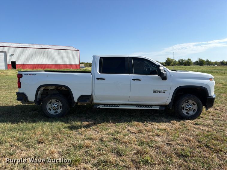 image for item FK5164 2022 Chevrolet Silverado 2500HD Crew Cab pickup truck