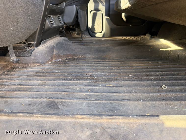 image for item FK5164 2022 Chevrolet Silverado 2500HD Crew Cab pickup truck