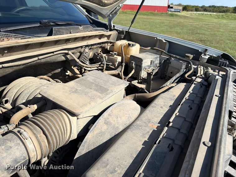 image for item FK5164 2022 Chevrolet Silverado 2500HD Crew Cab pickup truck
