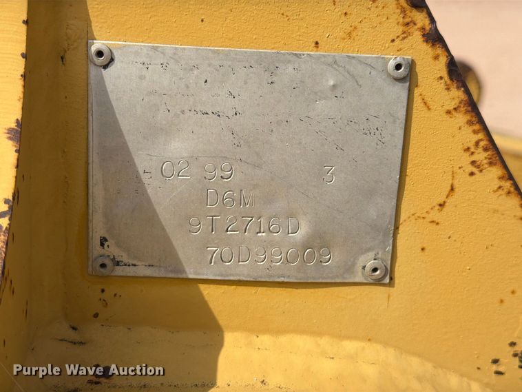 image for item FM7643 1998 Caterpillar D6M XL dozer