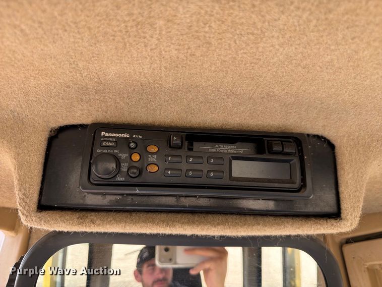 image for item FM7643 1998 Caterpillar D6M XL dozer