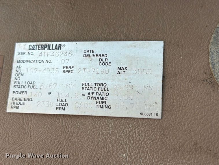image for item FM7643 1998 Caterpillar D6M XL dozer