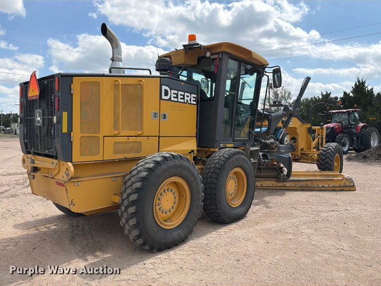 image for item FM7644 2013 John Deere 770G motor grader