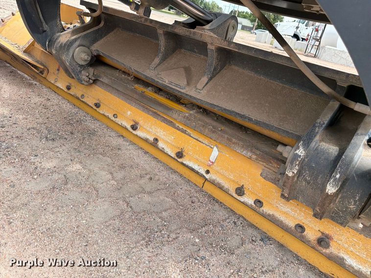 image for item FM7644 2013 John Deere 770G motor grader