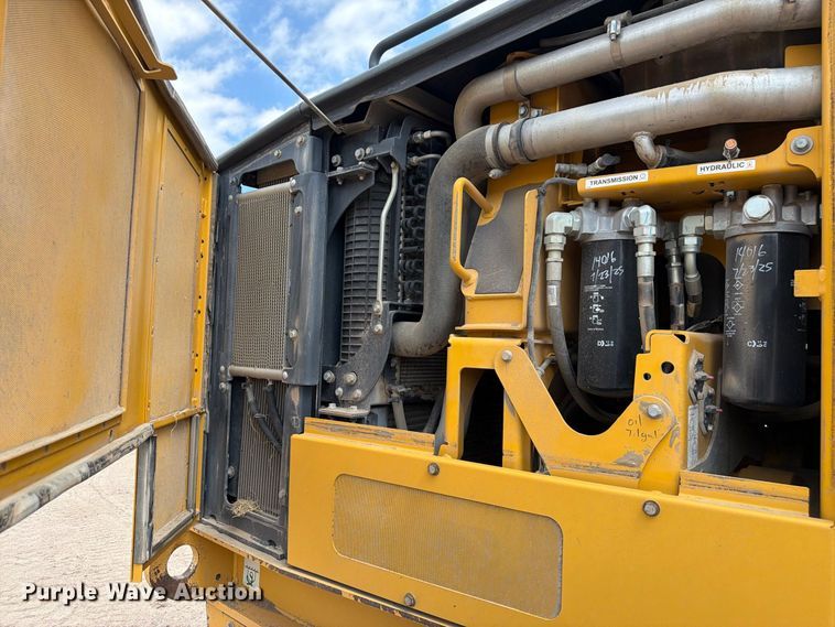 image for item FM7644 2013 John Deere 770G motor grader