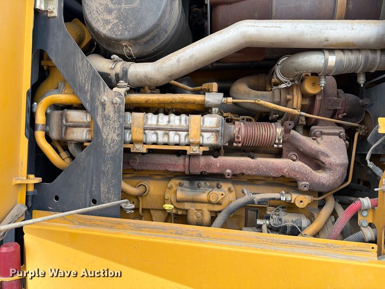image for item FM7644 2013 John Deere 770G motor grader
