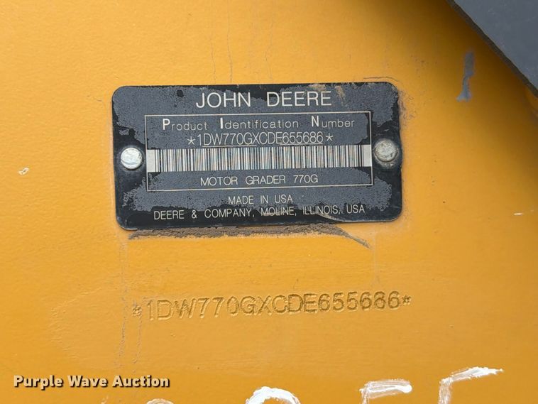 image for item FM7644 2013 John Deere 770G motor grader